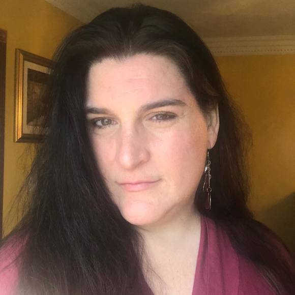 Meet your Posher, Jeana - Picture 1 of 1